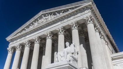 photograph of the Supreme Court building